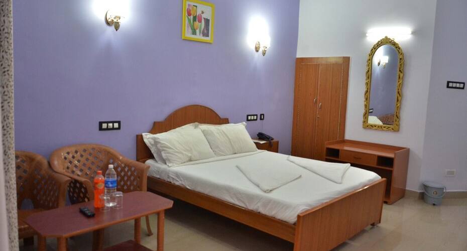 La Flora Paradise Residency Resort, Yercaud 2